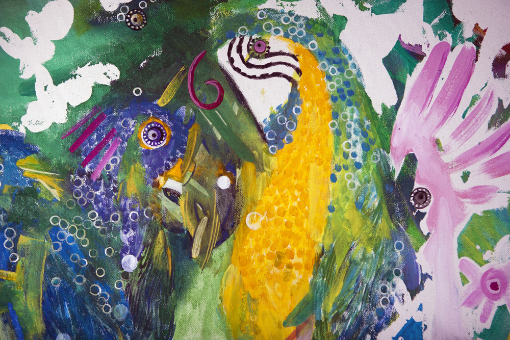 papugi, Kakadu i ary, fragment, 2023, Dorota Szpil